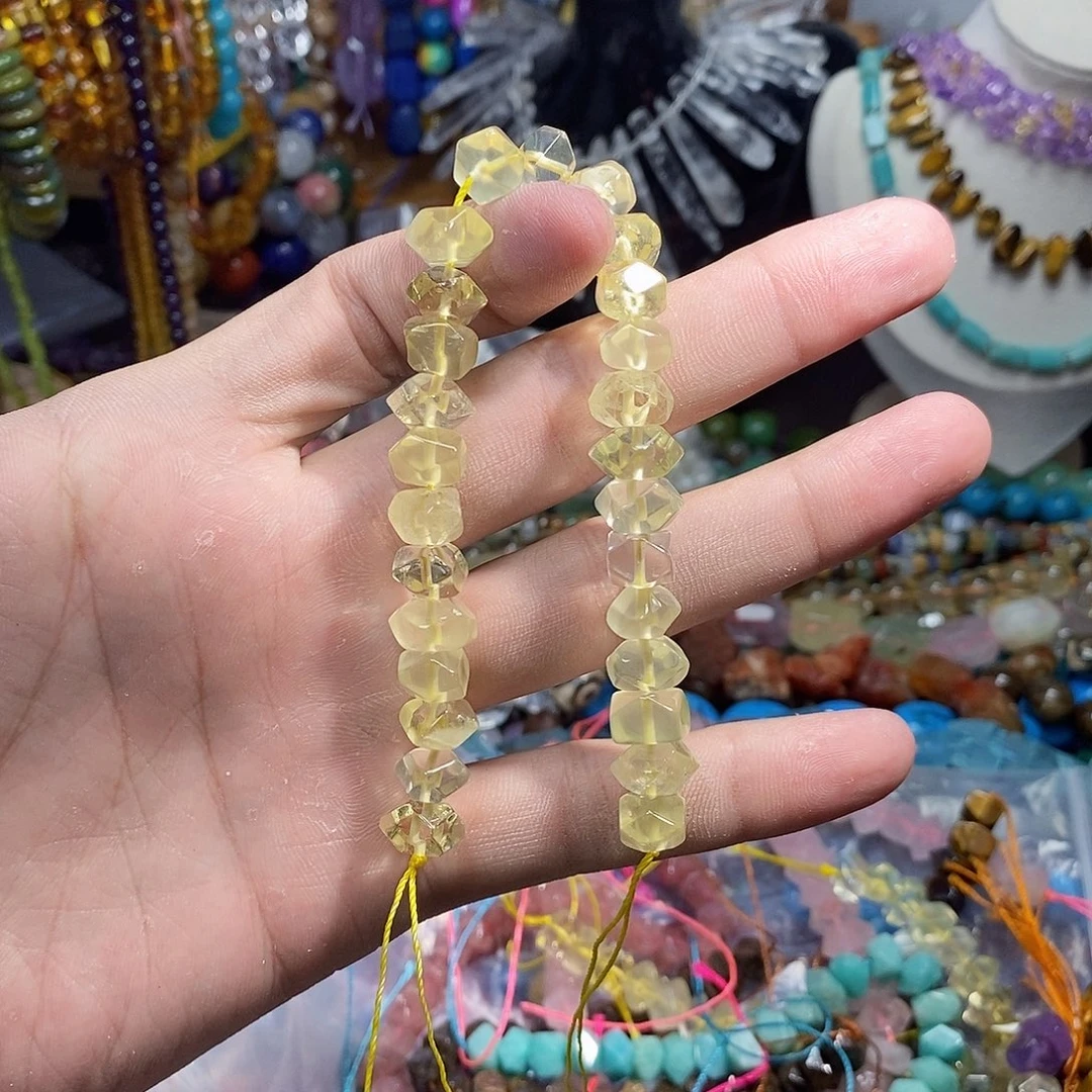 石英质玉未镶嵌，柠檬黄水晶冲角10mm，