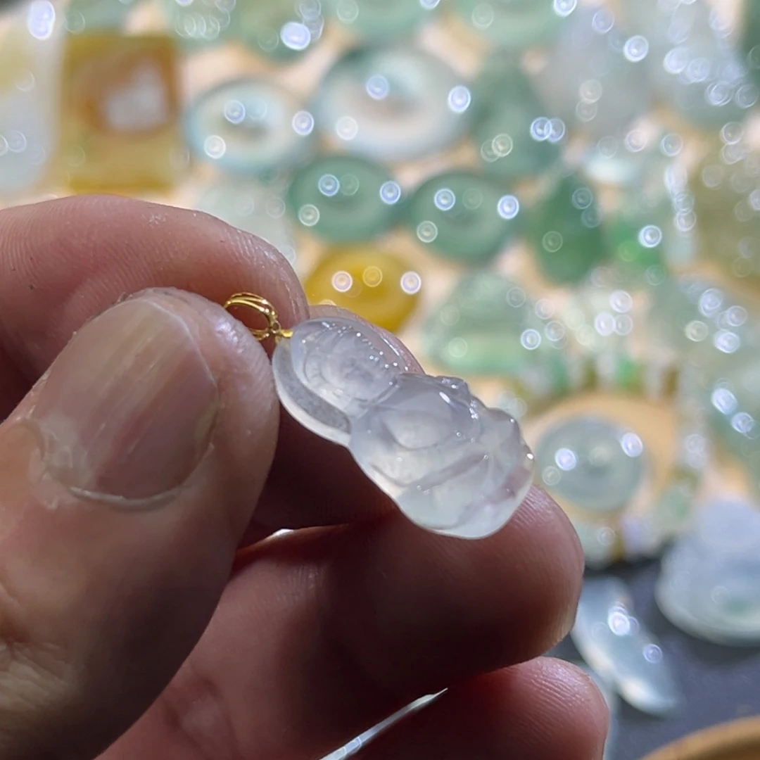 定制翡翠未镶嵌翡翠