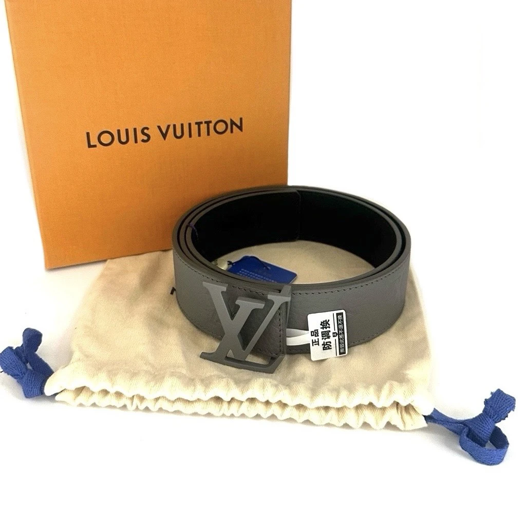 全新未使用 LouisVuitton/路易威登 新款灰色全皮压纹腰带 尺码85