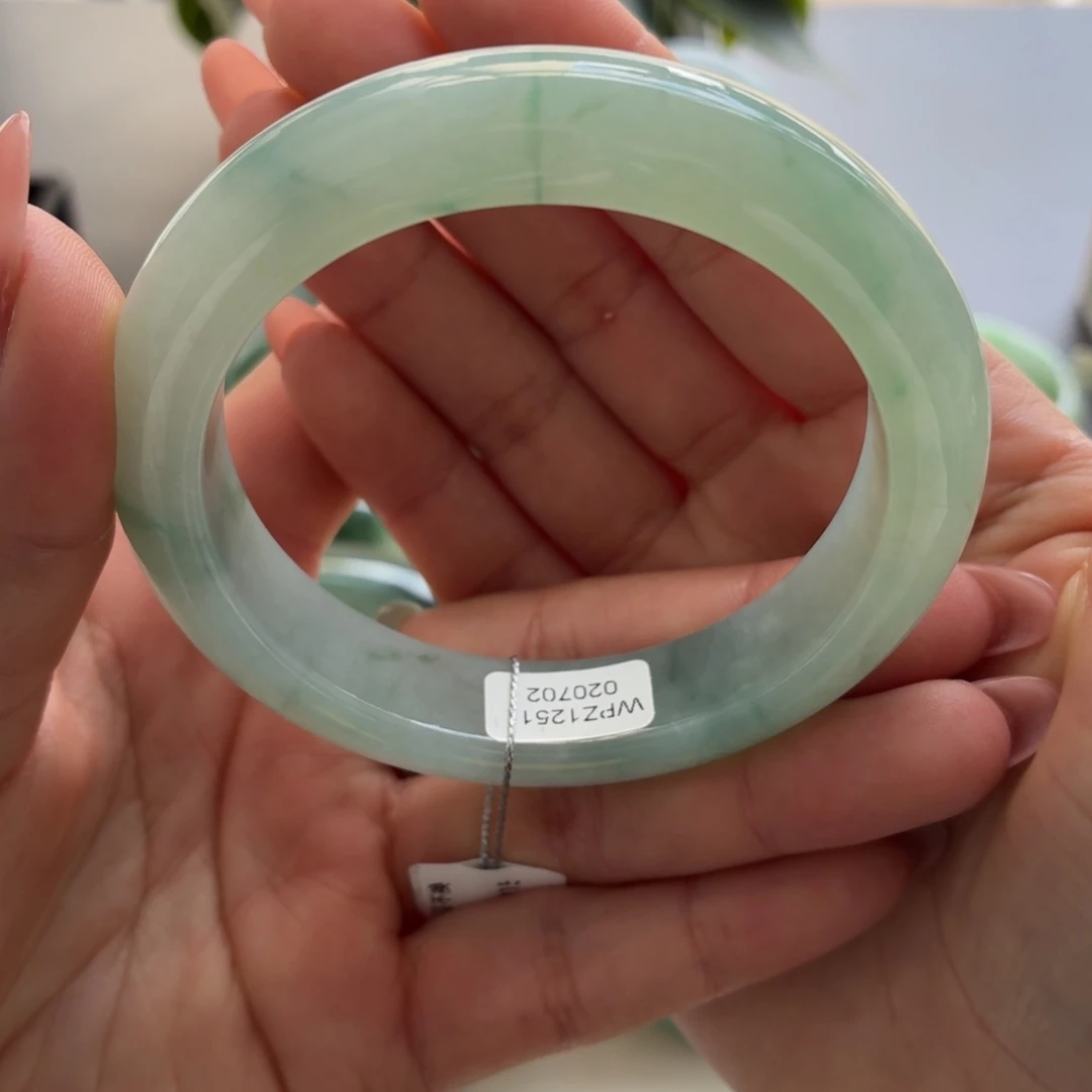 翡翠未镶嵌手镯天然