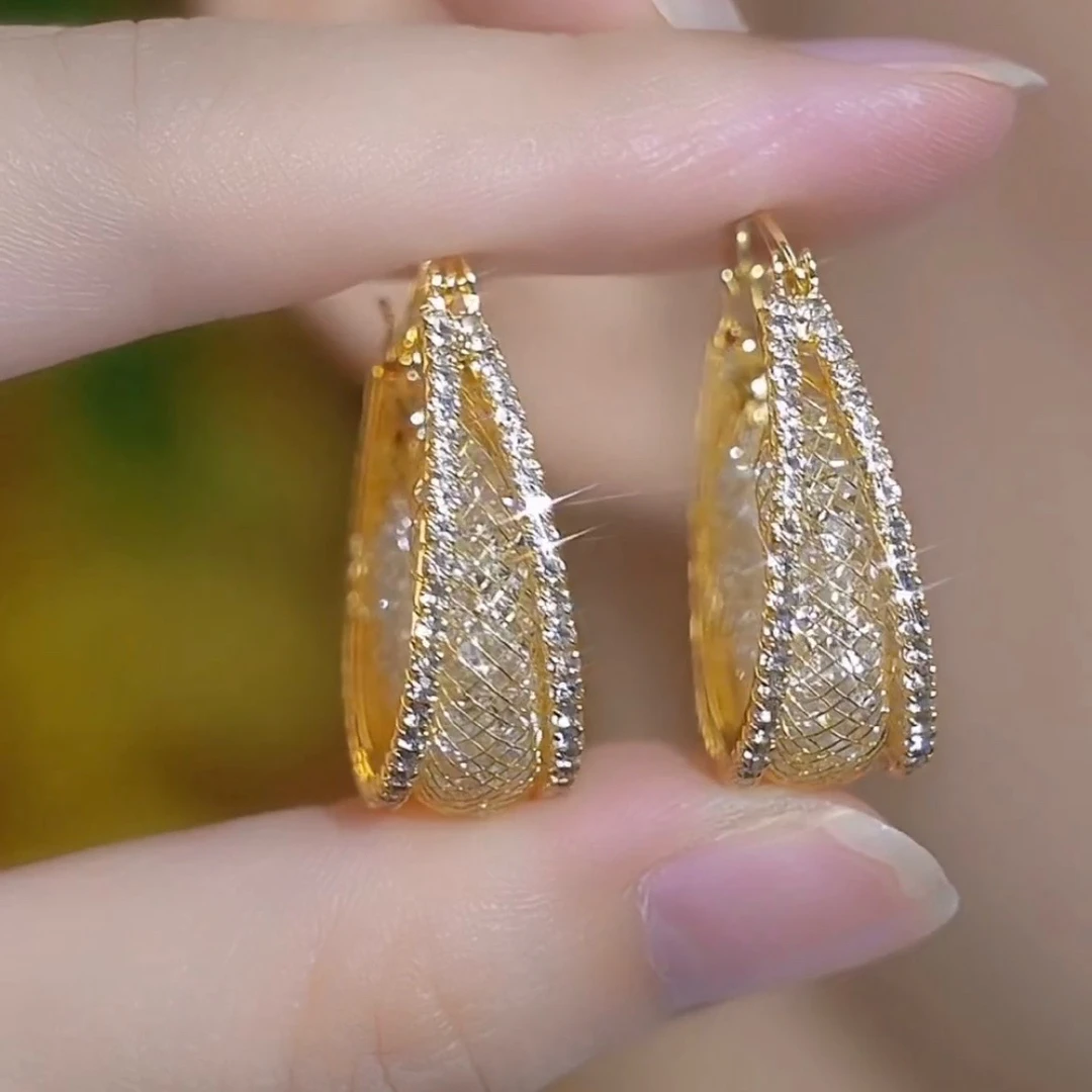 铜合金合成锆石耳饰 小众简约时尚百搭耳圈耳环