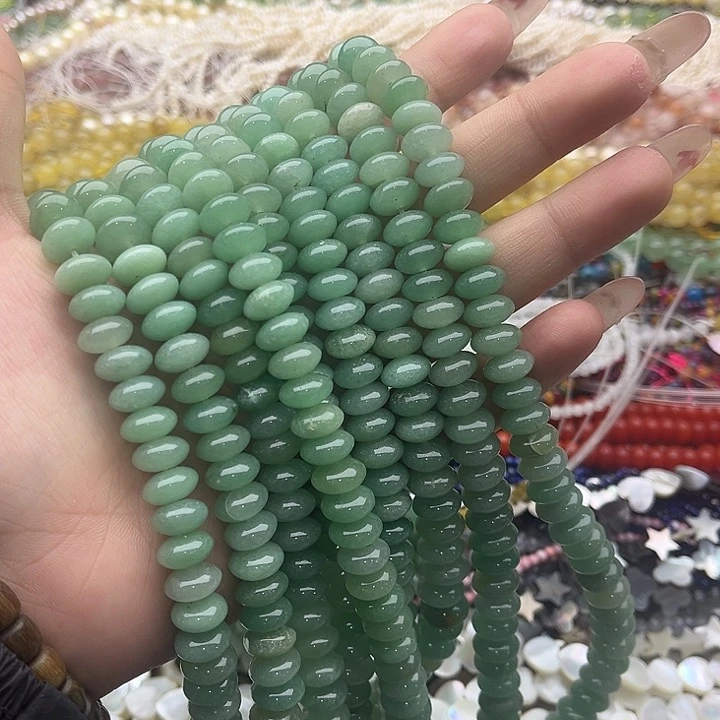 玛瑙/玉髓珠宝半成品未镶嵌一条10mm左右东陵玉几颗有瑕