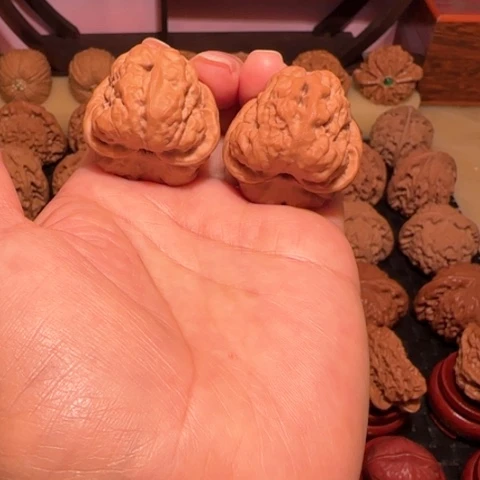 把件文玩核桃哈蟆