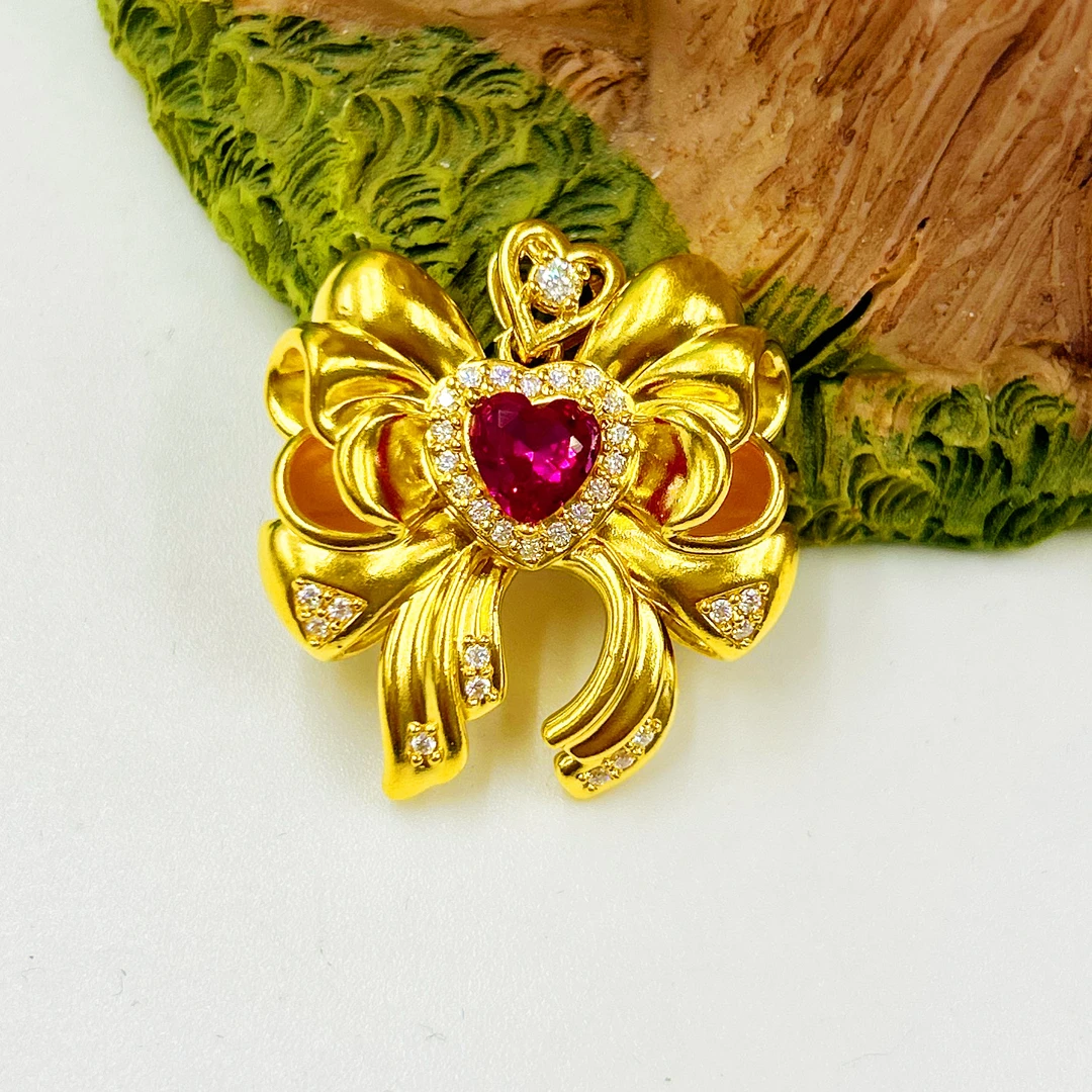 足金999 镶嵌 水冰月蝴蝶结吊坠 5D工艺黄金A1