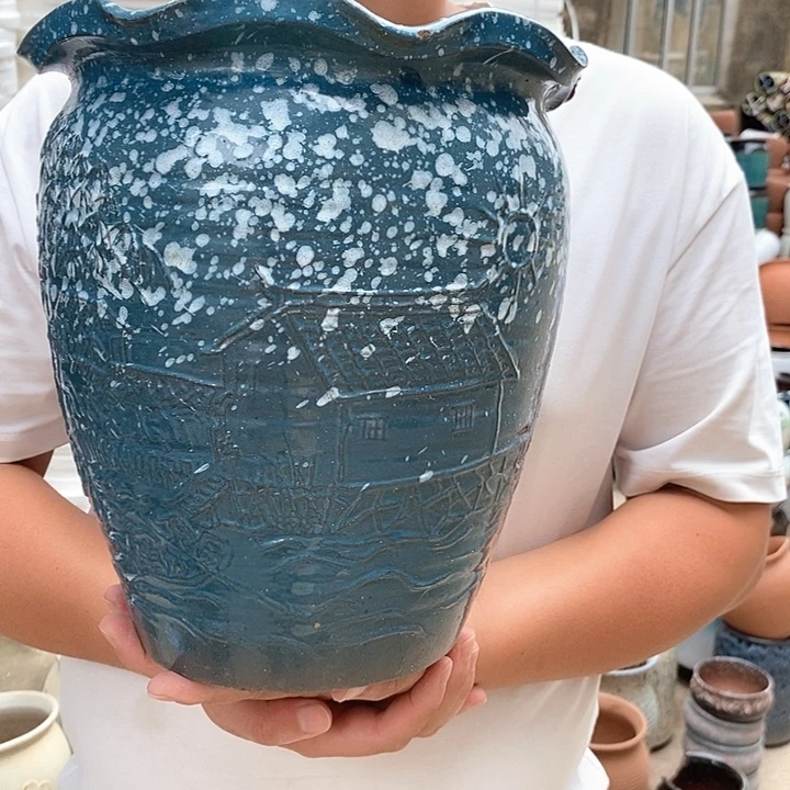 紫砂花盆口24高27瑕疵