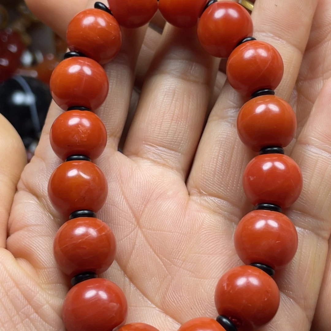 一***）南红玛瑙未镶嵌颈饰