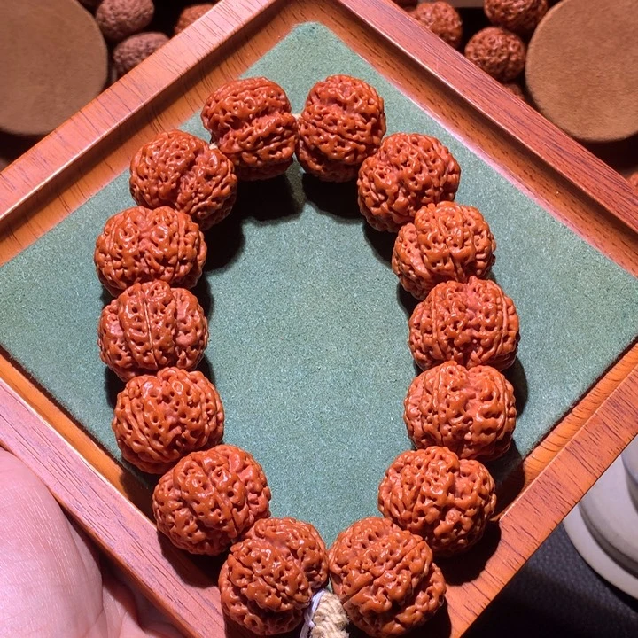 金刚菩提手串24+方尊金龙