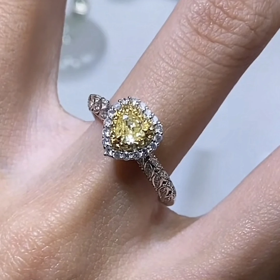 JTW13-209 18k镶嵌黄钻石戒指