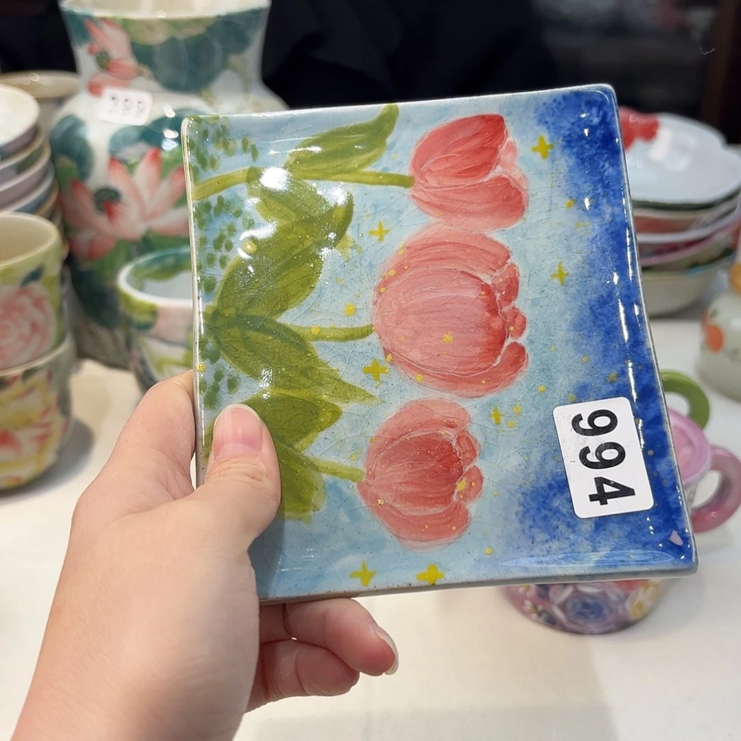 瓷片兔兔好可爱呀打