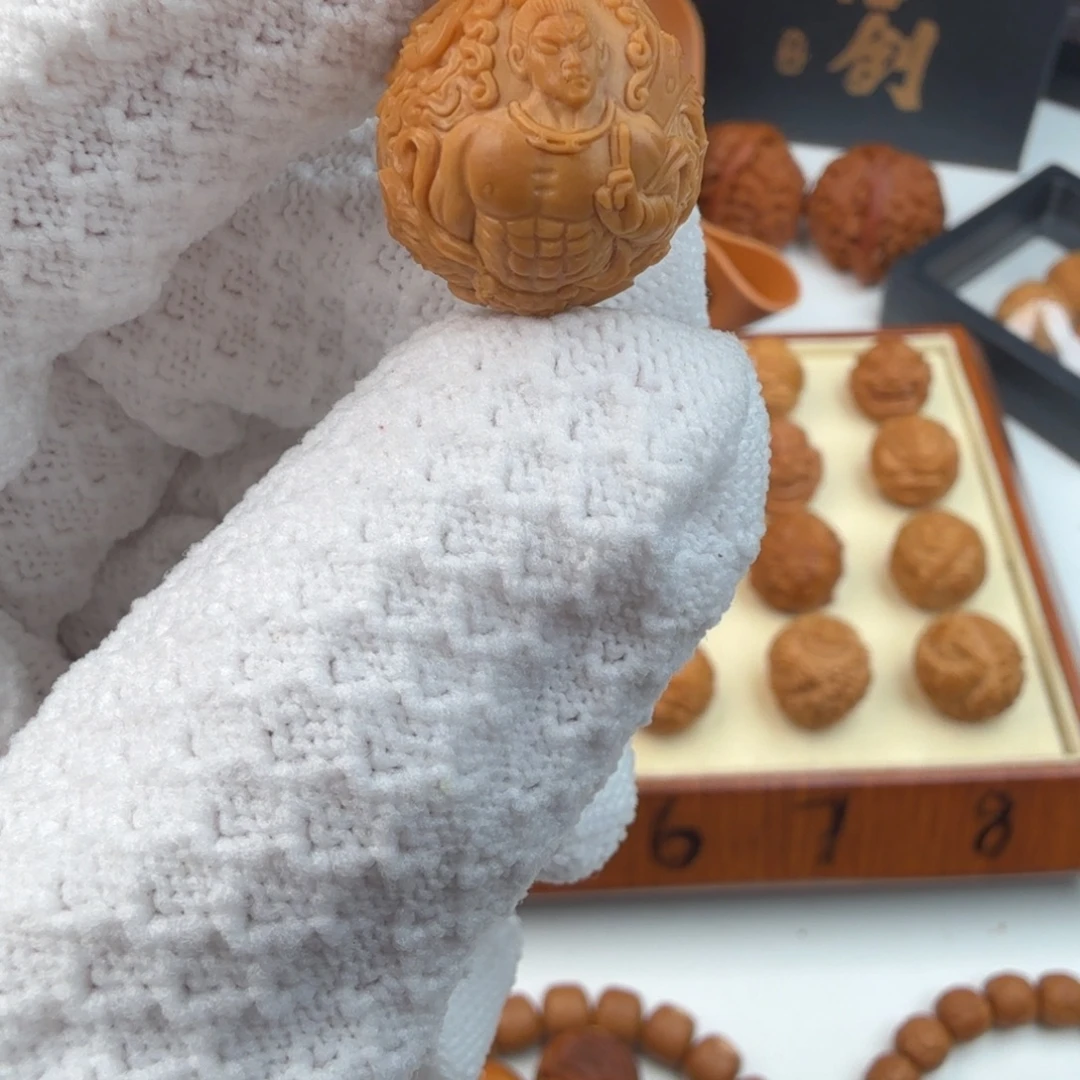 吊坠猴头核桃二郎神