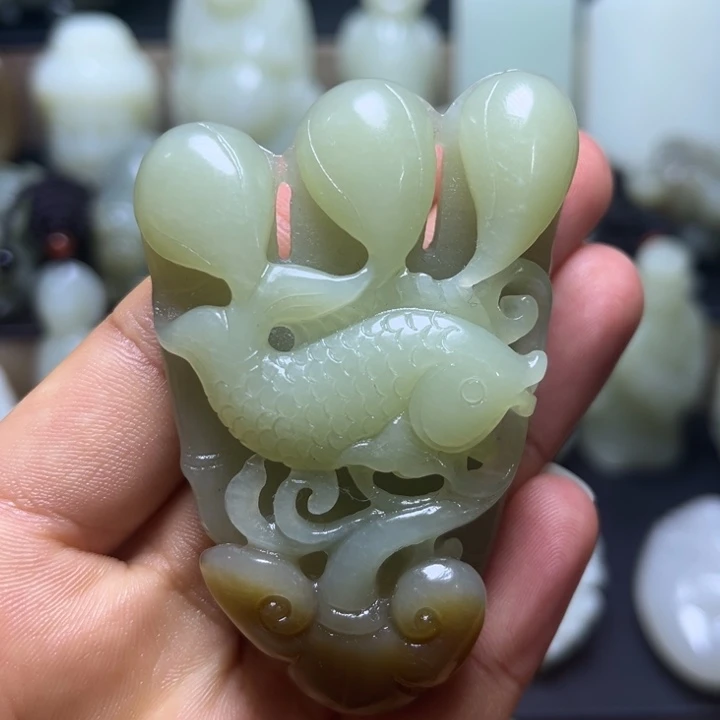 和田玉未镶嵌颈饰