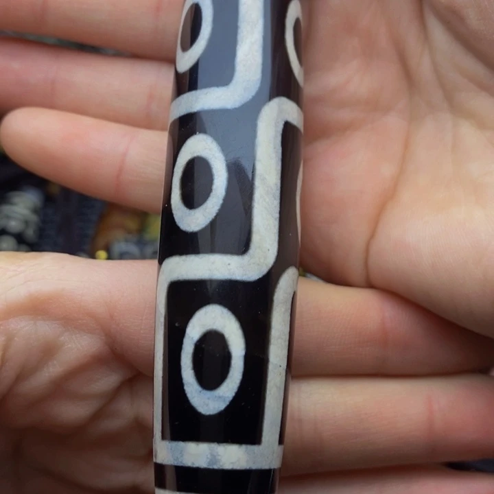 玛瑙/玉髓未镶嵌颈饰勒**风