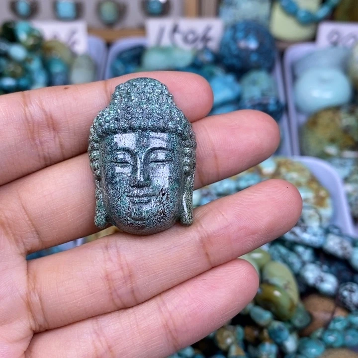 未镶嵌绿松石颈饰