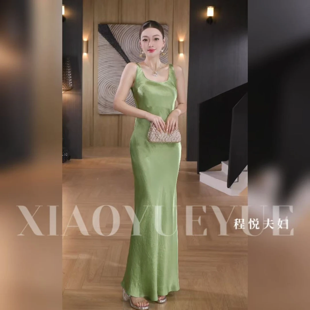 程悦夫妇【新品】A-02093轻奢时尚设计感绿色显白气质连衣裙