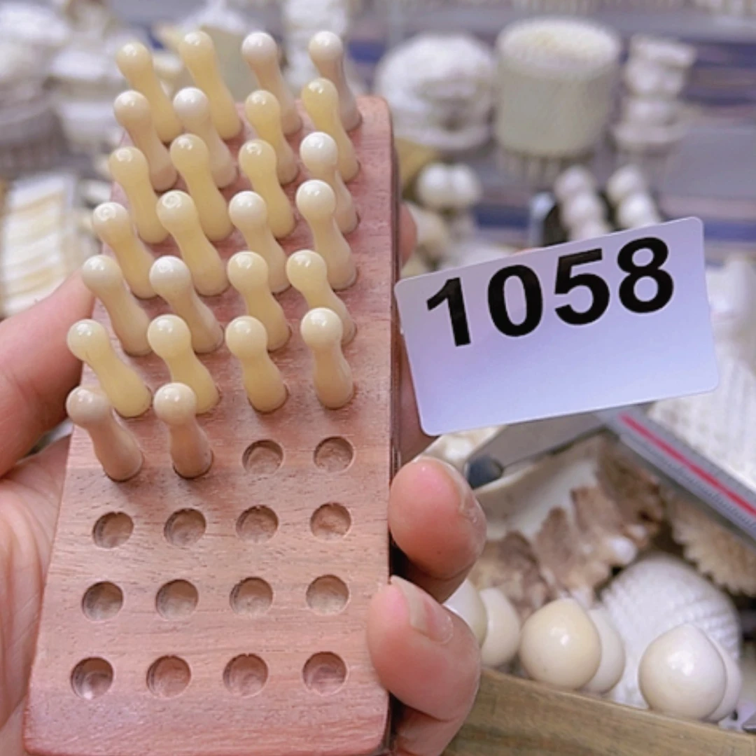 【闪购商品】砖雕鹿角木头特价微瑕处理，不退不换