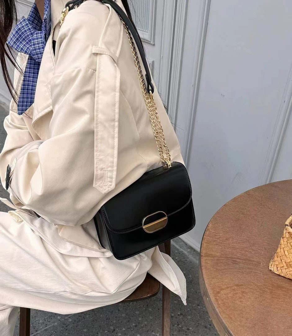 9447号78360#简约百搭气质斜挎链条包（预）