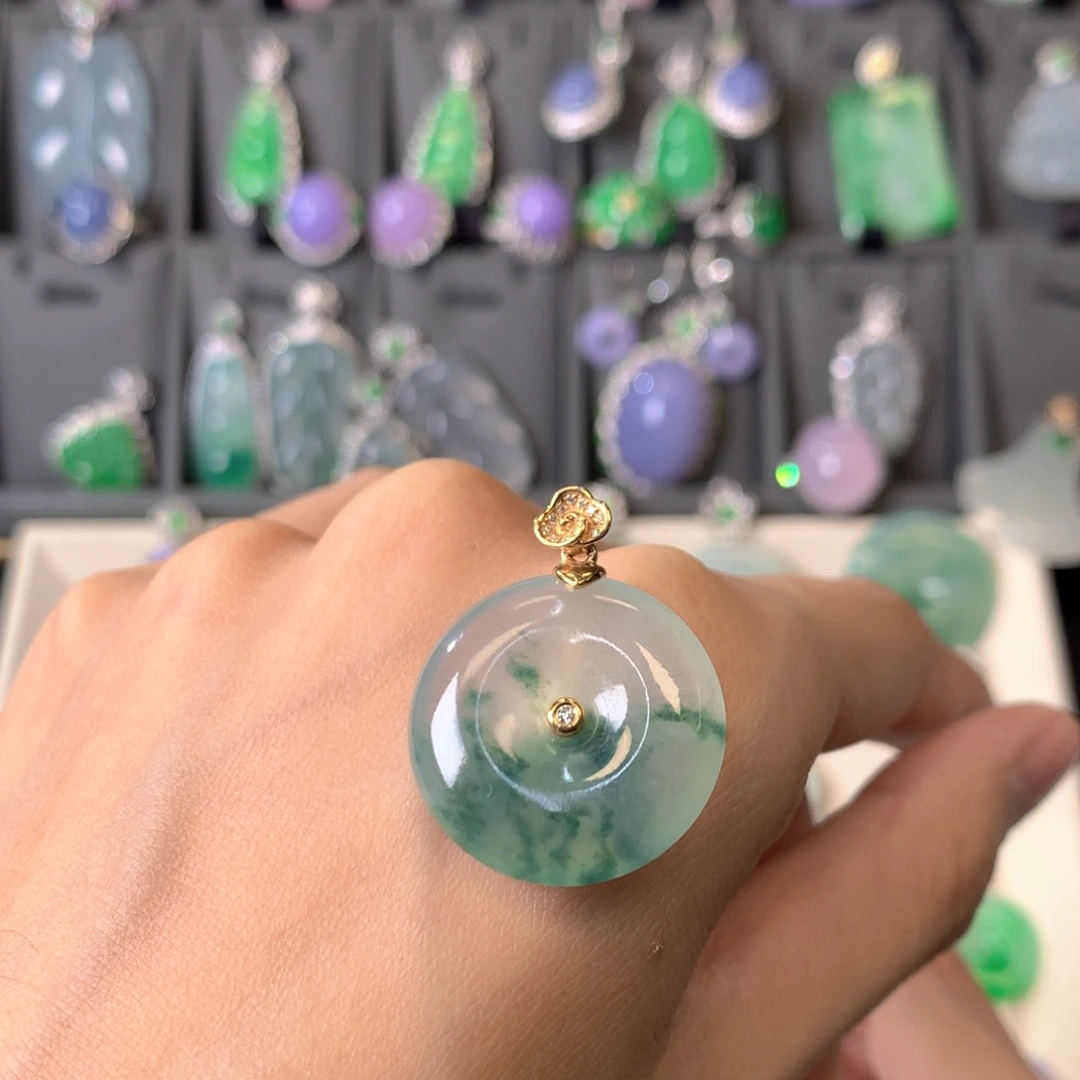 翡翠18K金镶嵌吊坠(不含链)