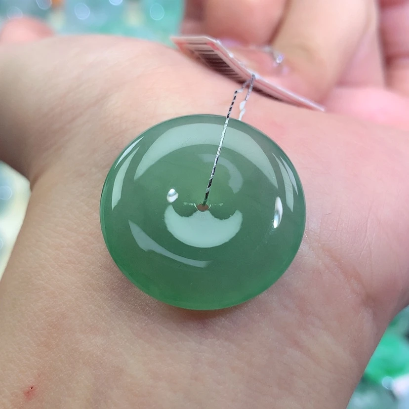 【闪购商品】翡翠未镶嵌吊坠(不含链)