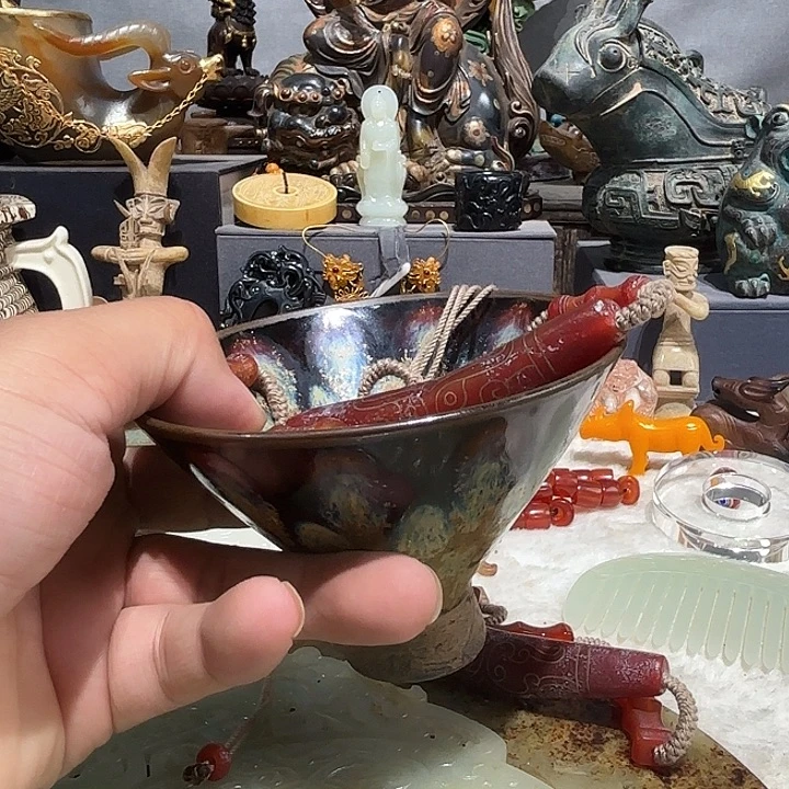 润***水瓷片瓷器是传统陶器