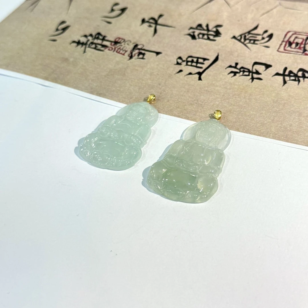 【小宝珠宝】11 T82360-18K金翡翠吊坠-多样性发一件-46*31*4.5mm