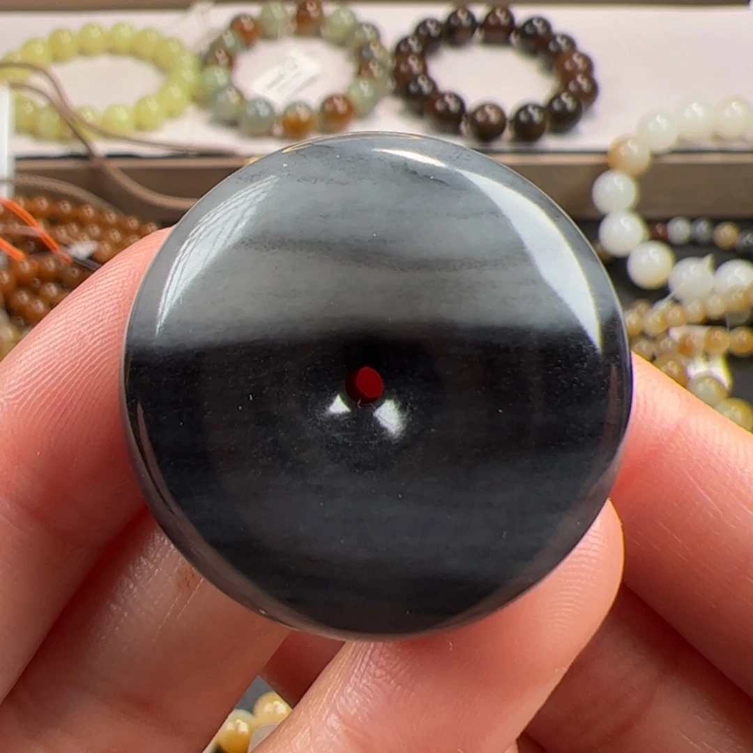 和田玉吊坠未镶嵌