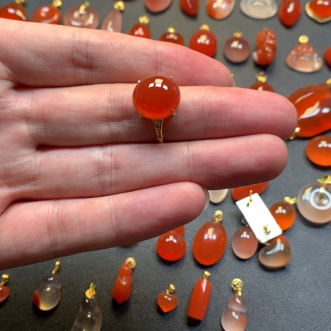 南红玛瑙未镶嵌项链