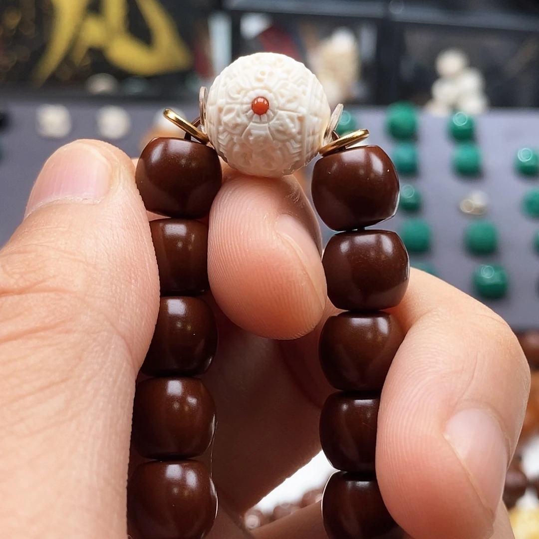 茄***.猴头核桃吊坠九字真言珠