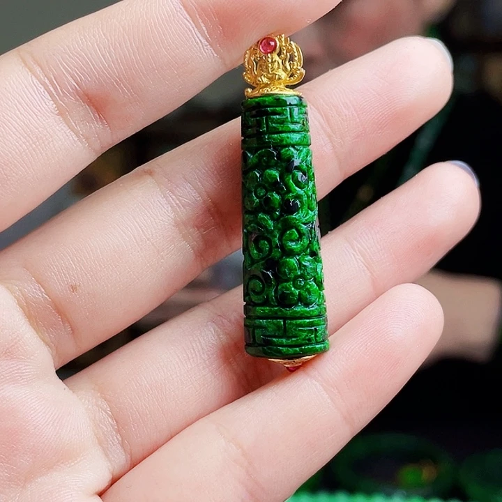 翡翠银S925镶嵌颈饰多样性