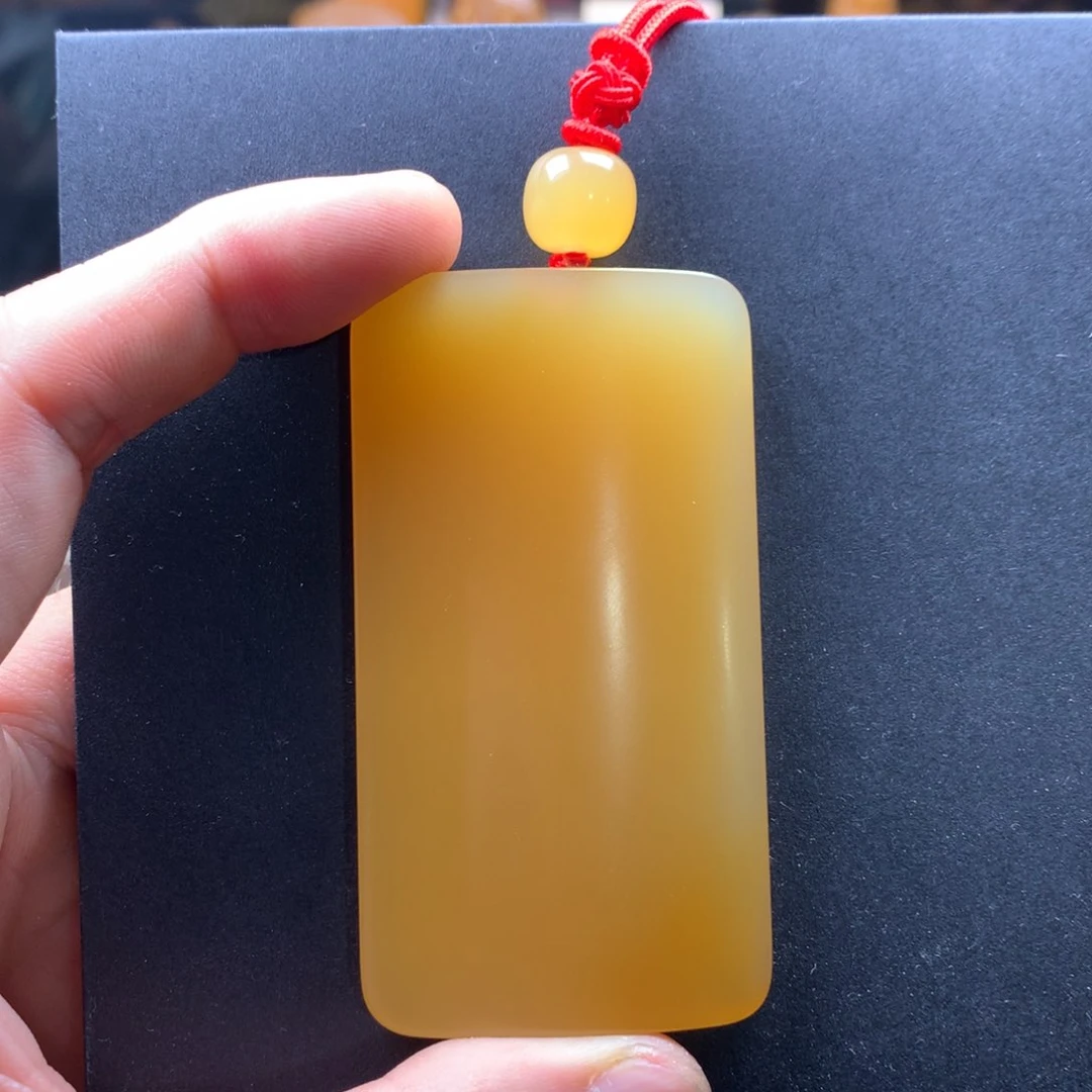 开***心石英质玉（缅黄）配饰未镶嵌