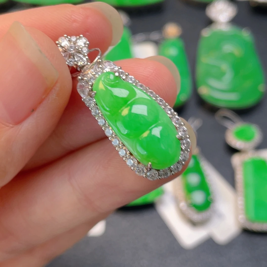 翡翠银S925镶嵌颈饰