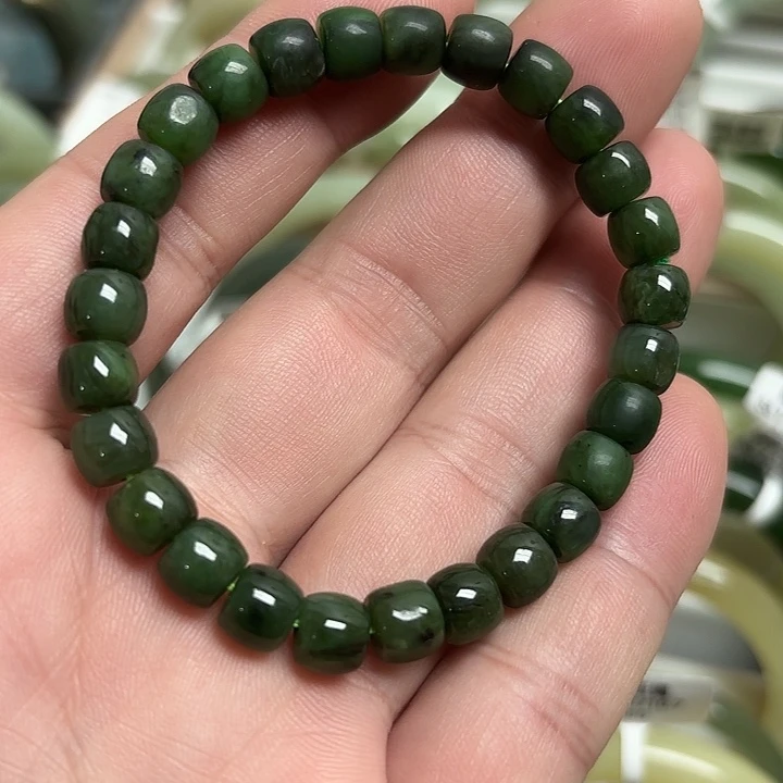 未镶嵌戒指和田玉（糖玉）