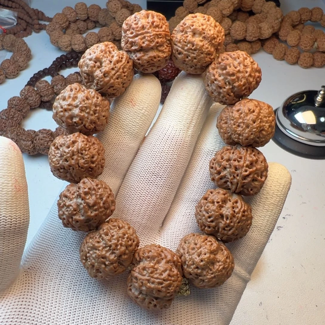 不***~金刚菩提吊坠5瓣23➕菠萝蜜蜂王