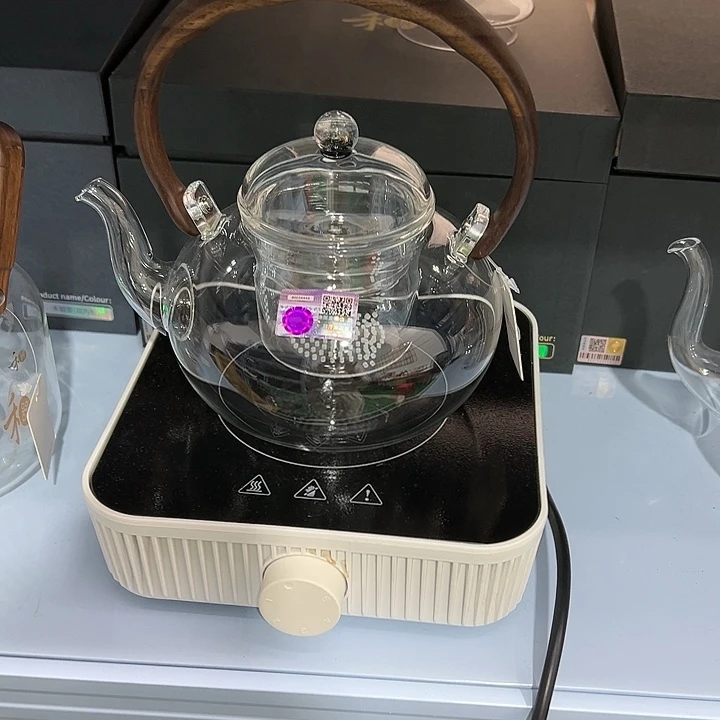 小***闲禾器。