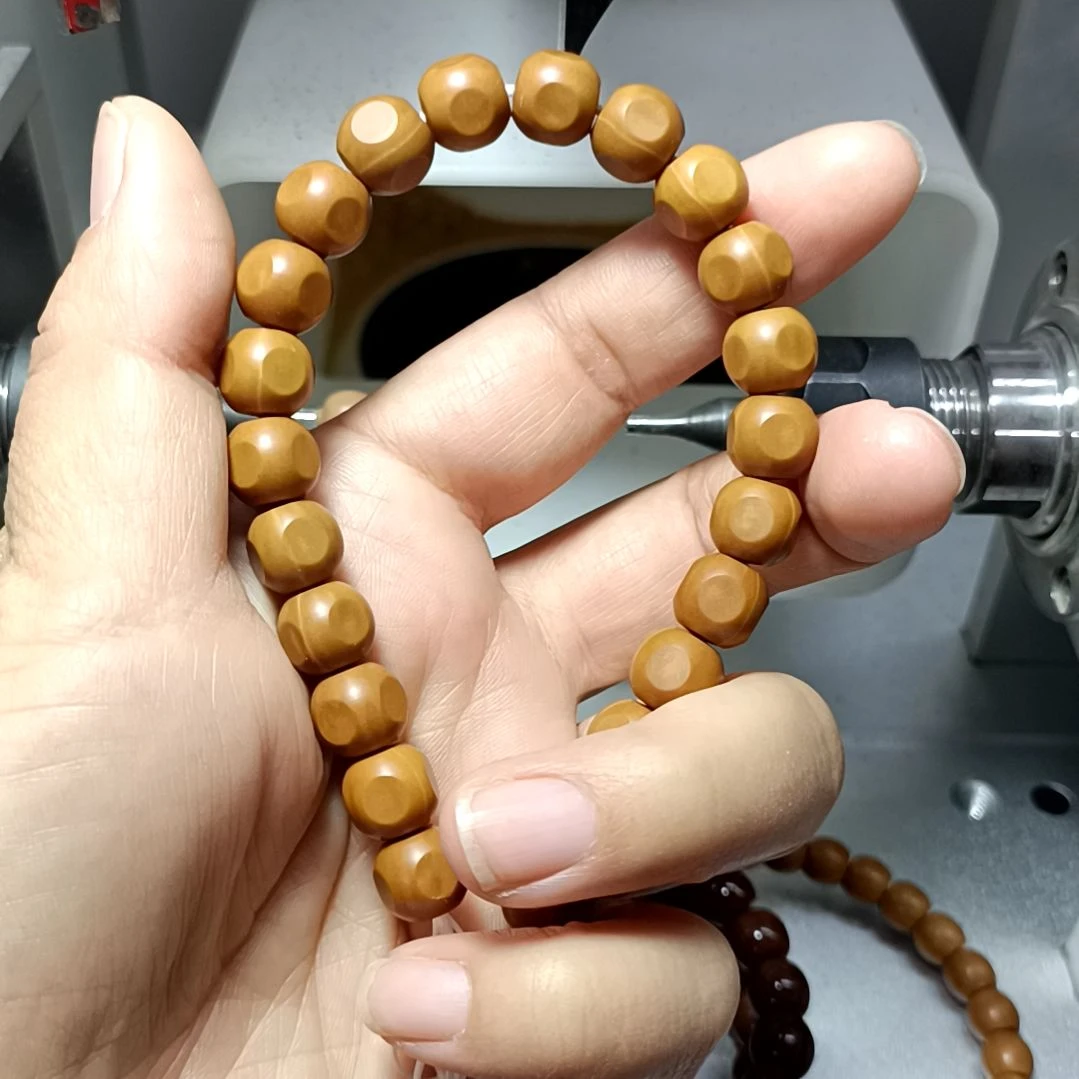 猴头核桃吊坠原皮原色六方