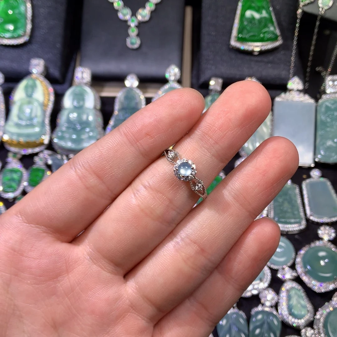 翡翠挂件未镶嵌887655677888