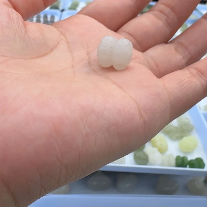 颈饰未镶嵌和田玉12加