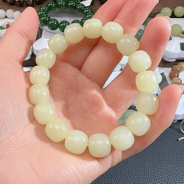 和田玉手串未镶嵌