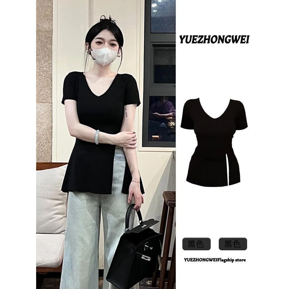 依二一推荐纯欲风正肩短袖女夏2025新甜辣妹黑色收腰显瘦开叉上衣