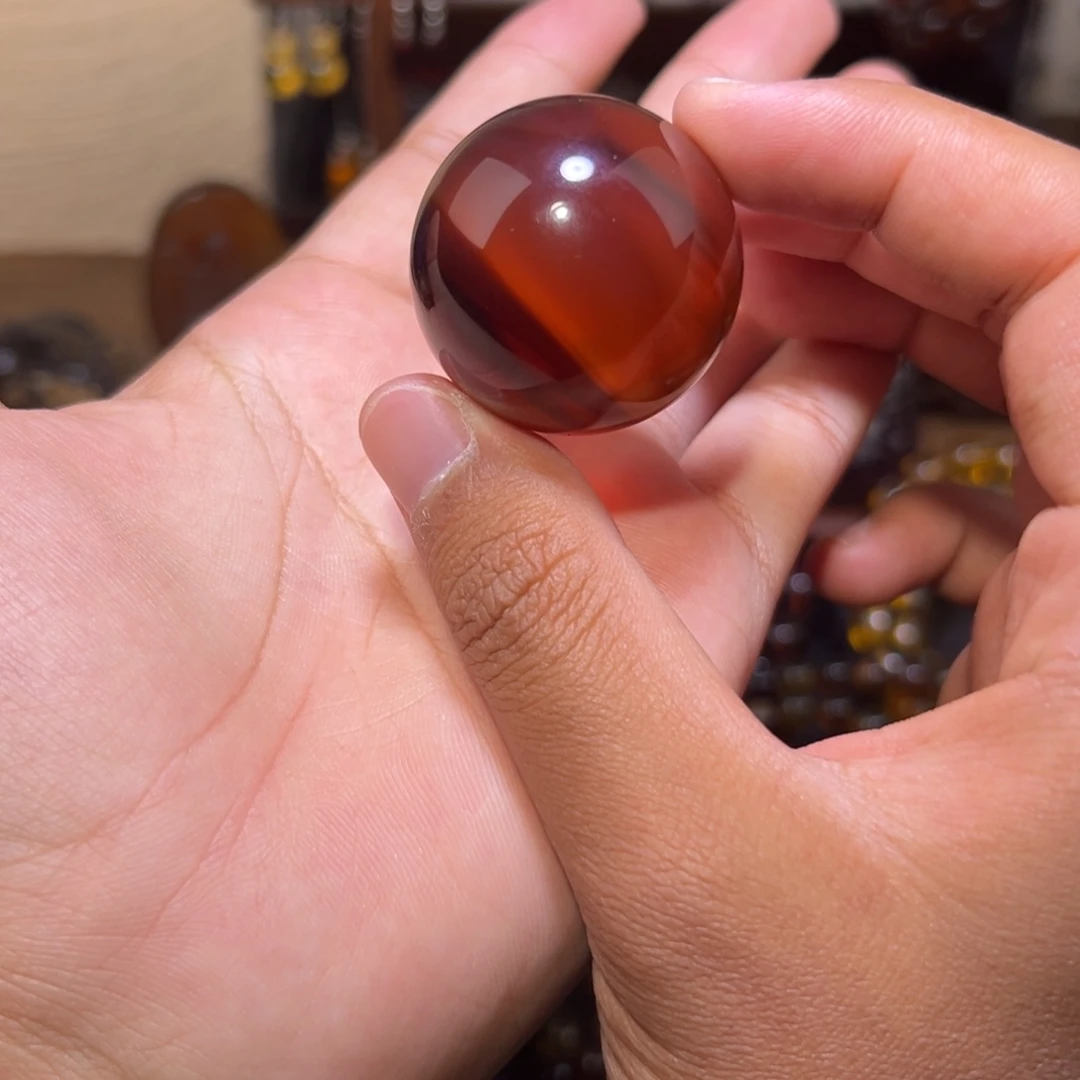 琥珀未镶嵌颈饰33.6mm单珠