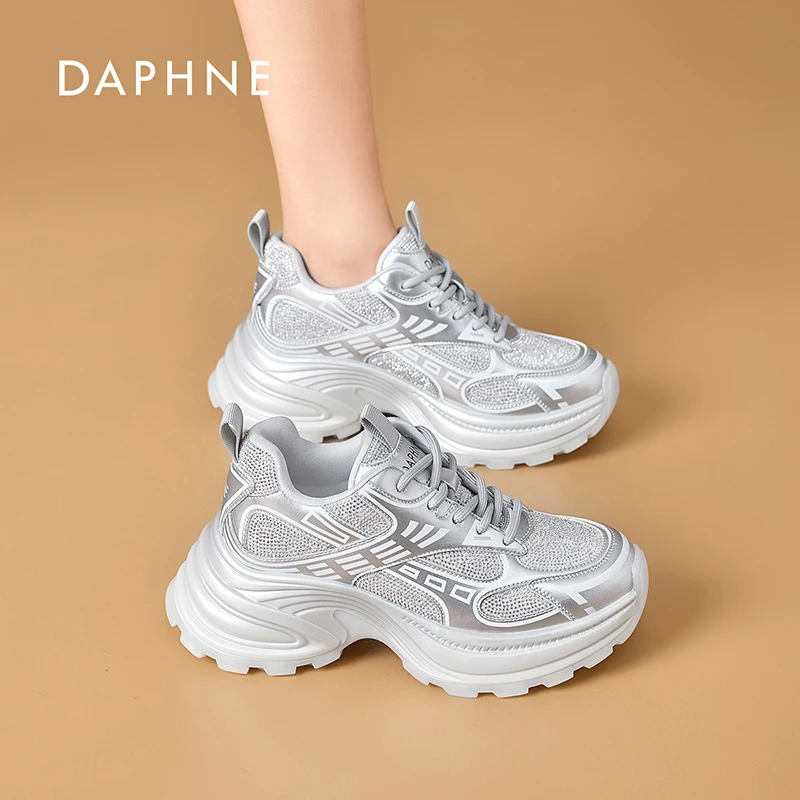 Daphne/达芙妮女鞋2025秋季老爹鞋厚底镶钻个性时尚百搭运动舒适