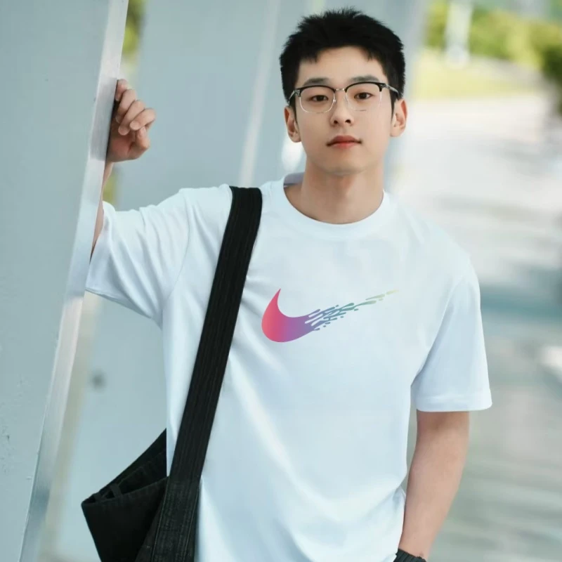 奥特莱斯官方正品百搭宽松美式休闲T恤纯棉运动短袖情侣chic通勤