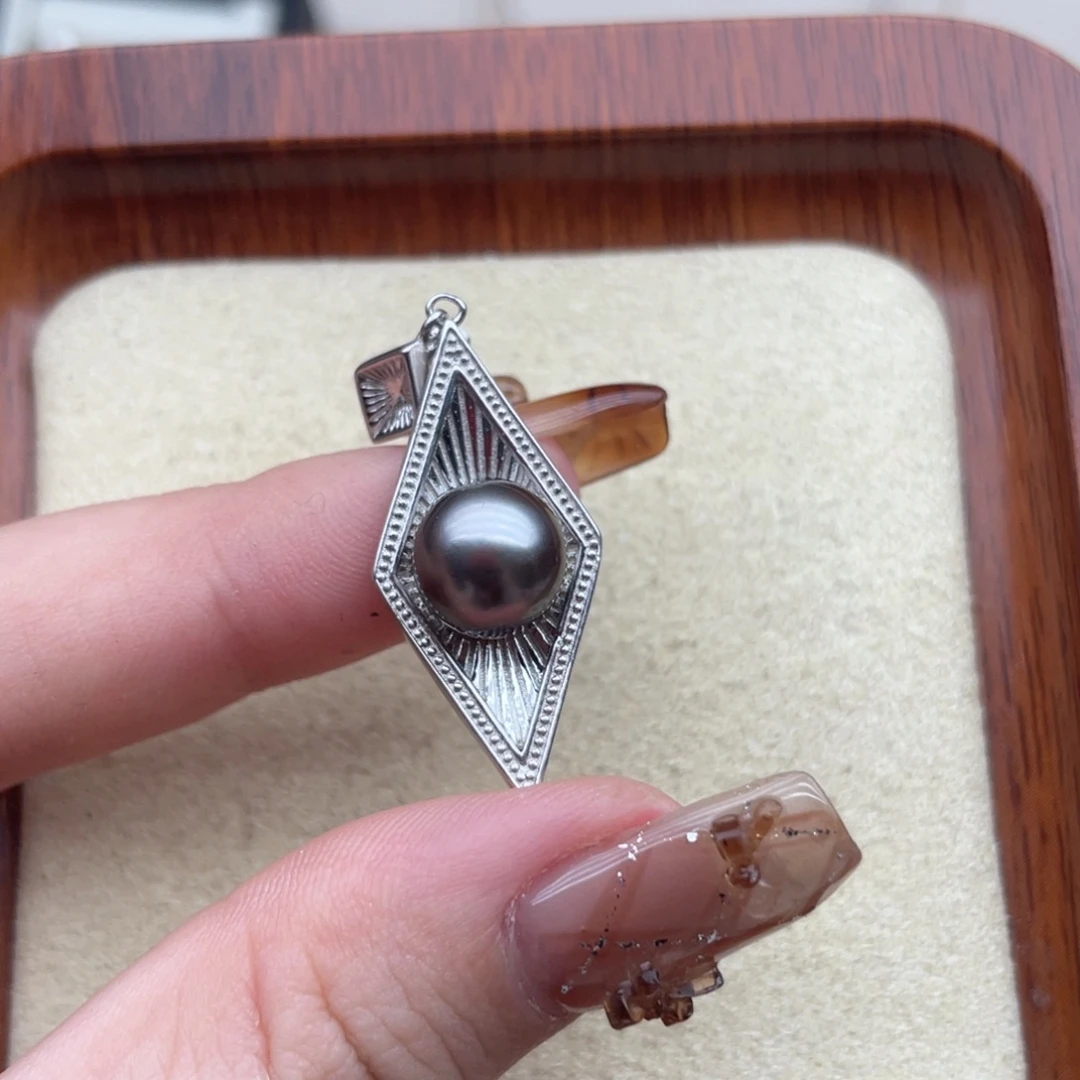 银S925镶嵌海水珍珠颈饰Y89