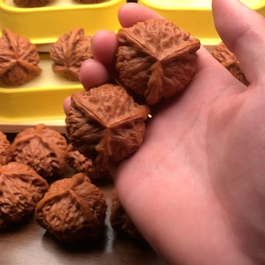 牙***哥吊坠文玩核桃核桃