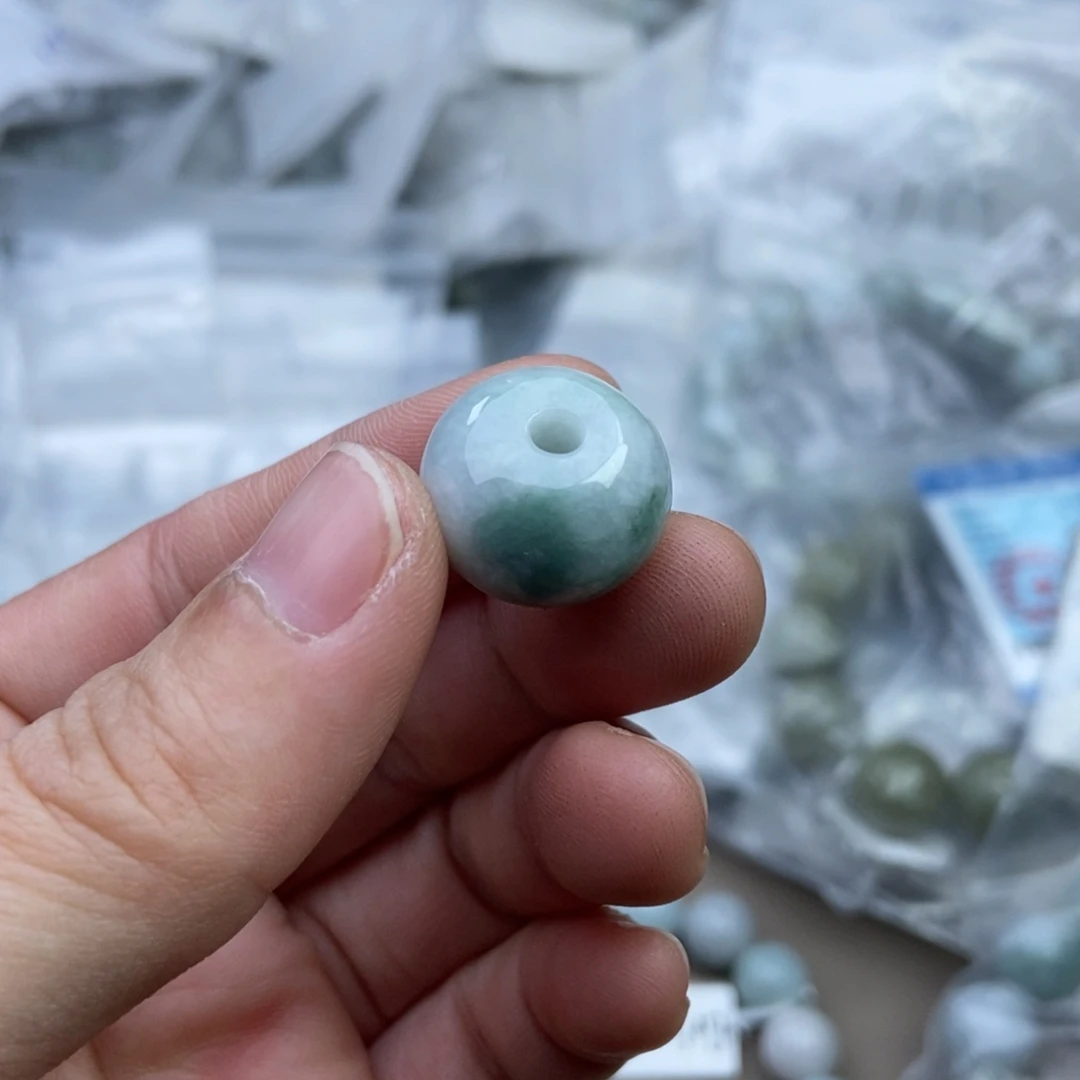 翡翠未镶嵌手链翡翠