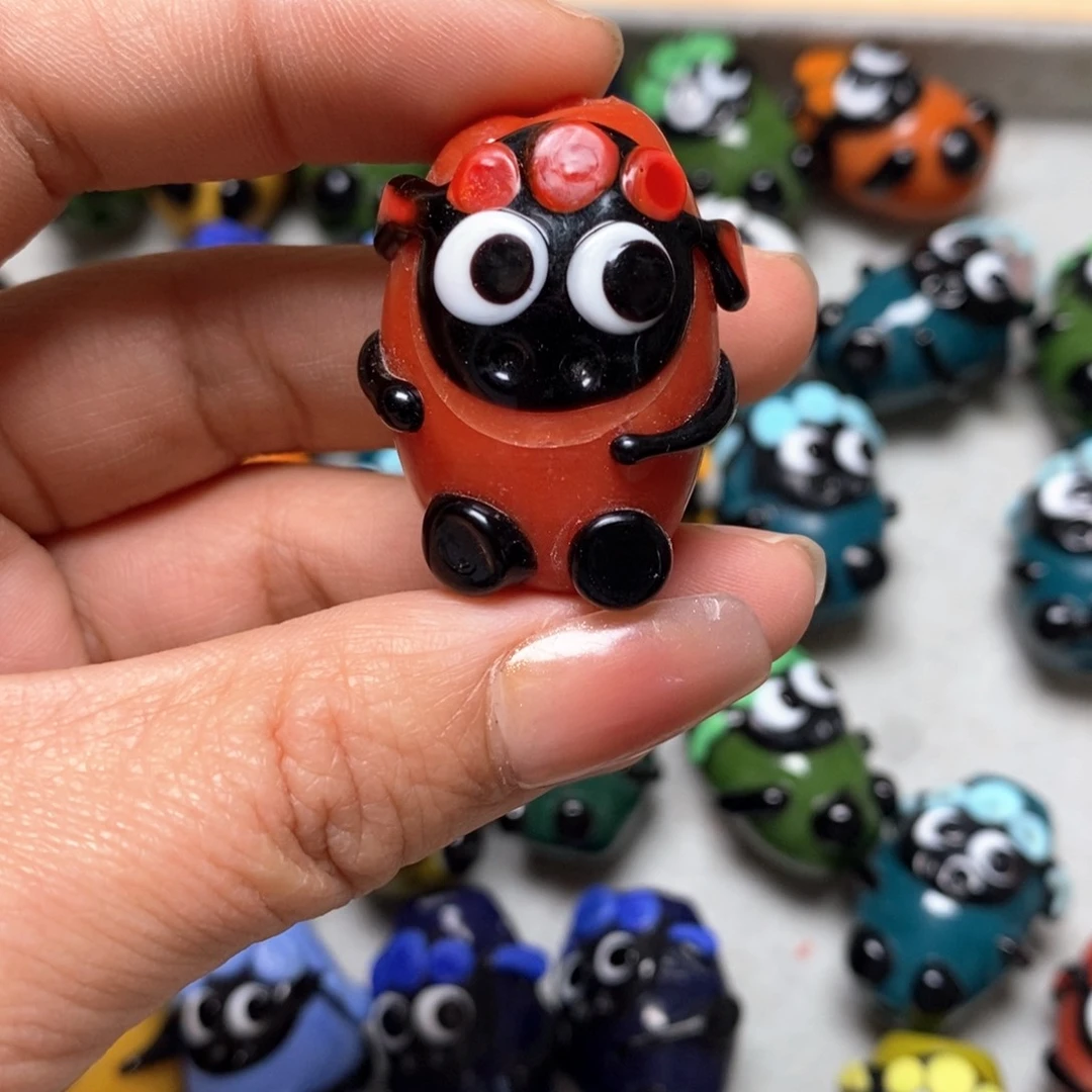 琉璃颈饰印度尼西亚羊