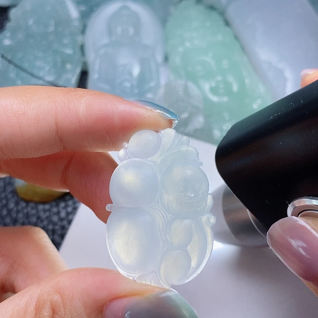 定制翡翠未镶嵌毛货付款后确认抛光