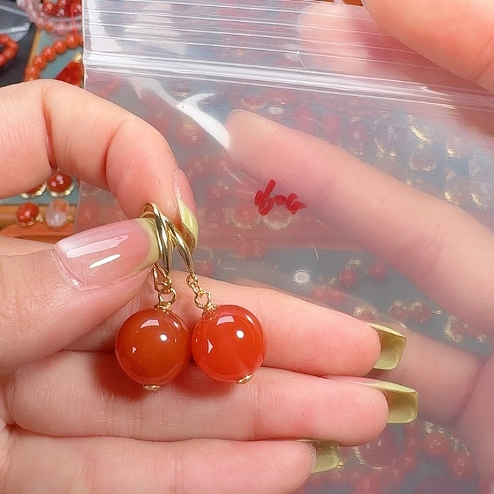 南红玛瑙银S925镶嵌耳饰