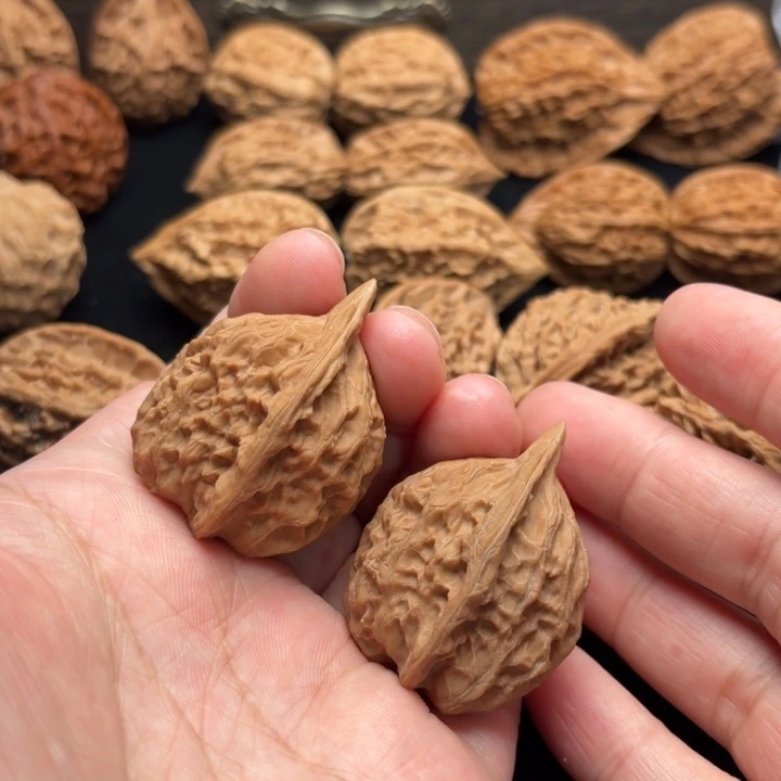 文玩核桃吊坠野生机关枪30.33.43