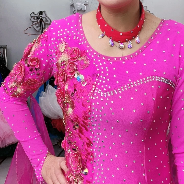 交谊舞的舞蹈动作和