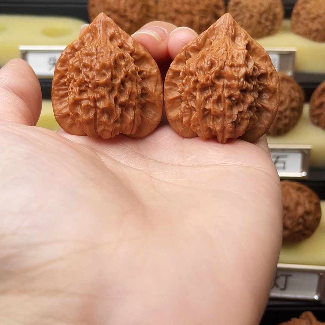 嗅***薇吊坠文玩核桃朱雀37尺559